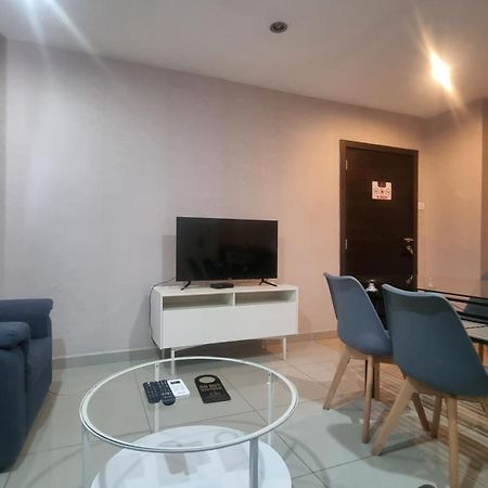 The Gallery Luxury Suites Cpg East Legon Extérieur photo