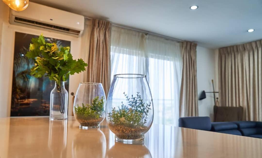 The Gallery Luxury Suites Cpg East Legon Extérieur photo