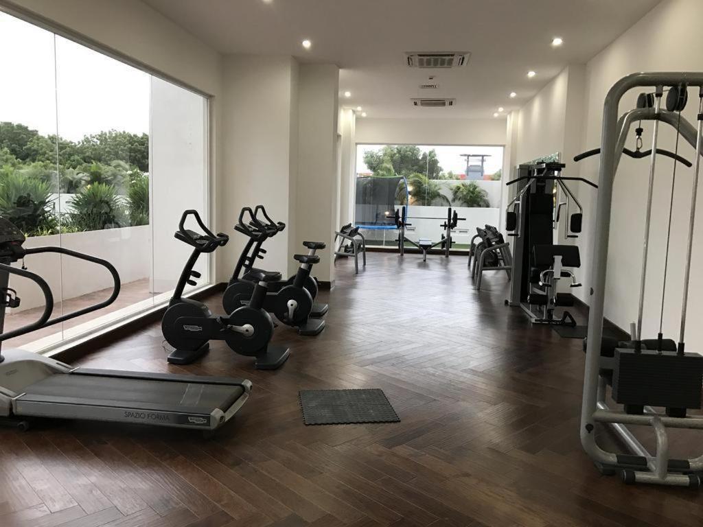The Gallery Luxury Suites Cpg East Legon Extérieur photo