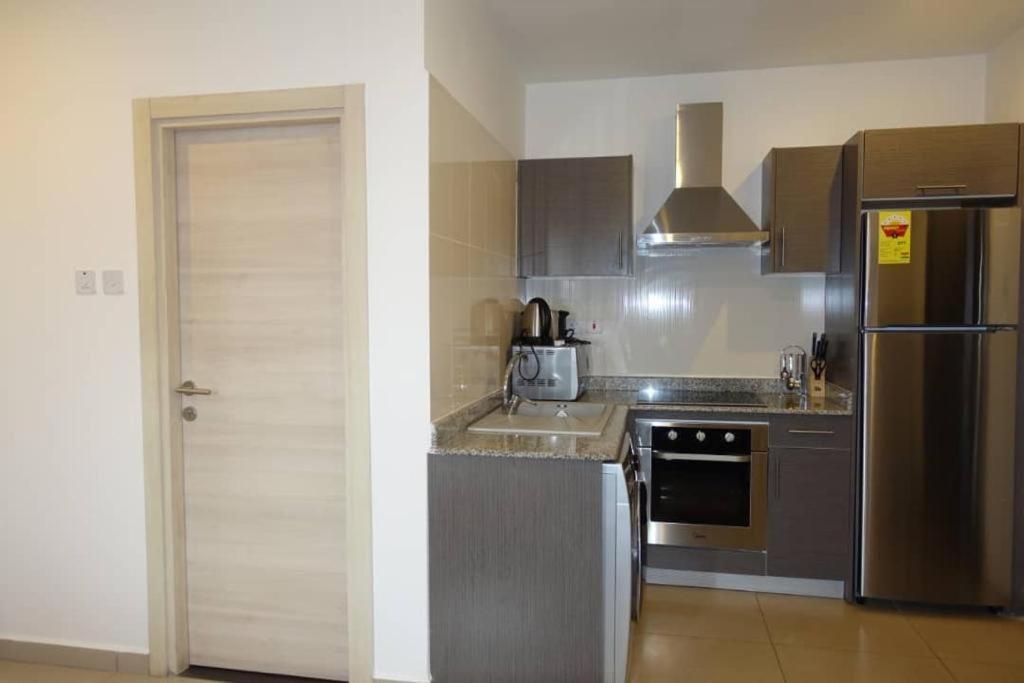 The Gallery Luxury Suites Cpg East Legon Extérieur photo