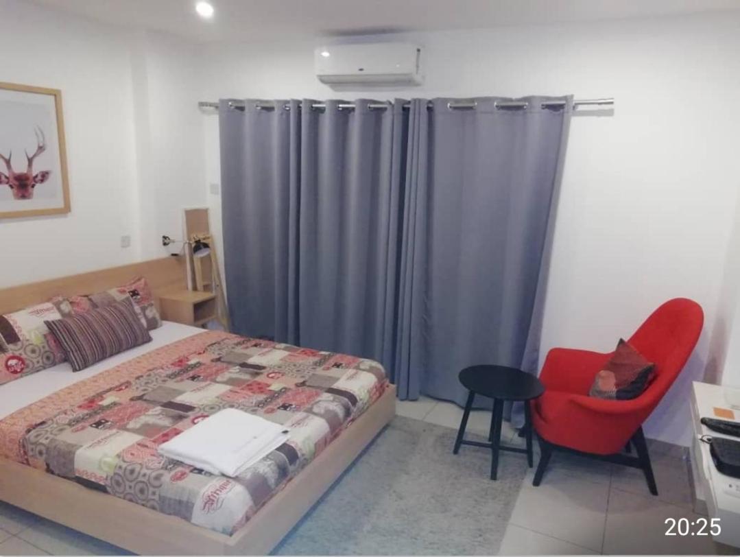 The Gallery Luxury Suites Cpg East Legon Extérieur photo