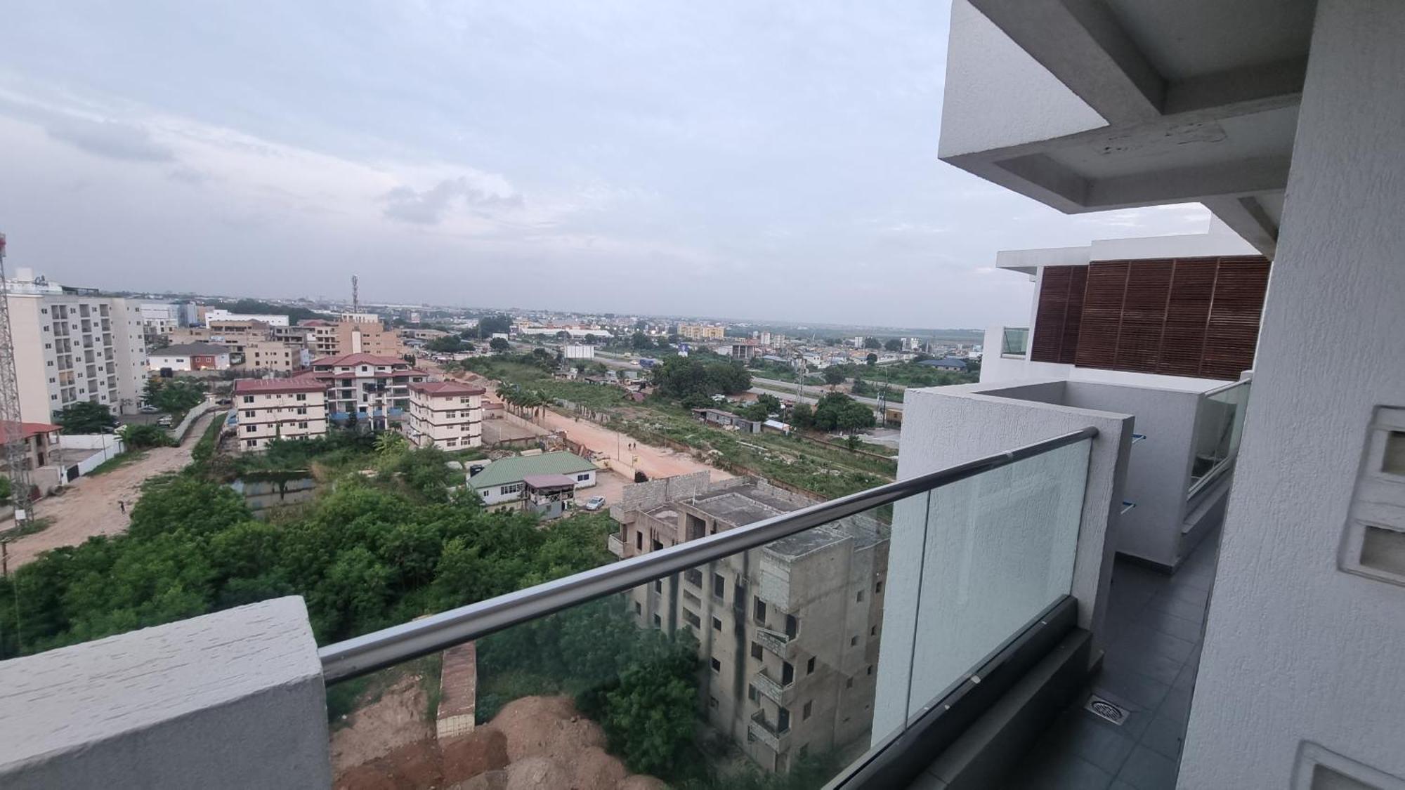 The Gallery Luxury Suites Cpg East Legon Extérieur photo