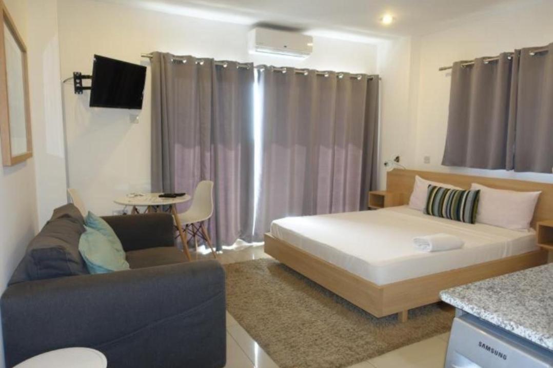 The Gallery Luxury Suites Cpg East Legon Extérieur photo