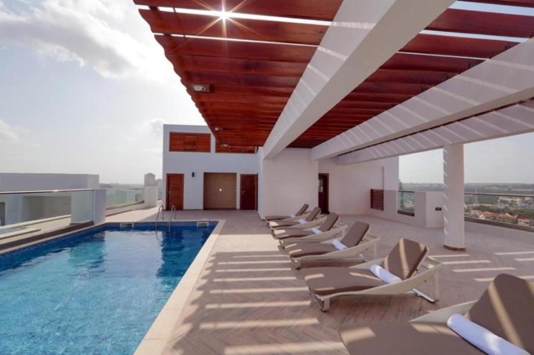 The Gallery Luxury Suites Cpg East Legon Extérieur photo